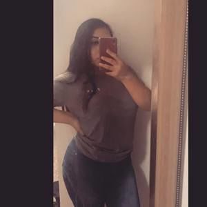 Meet your Posher, Janeth